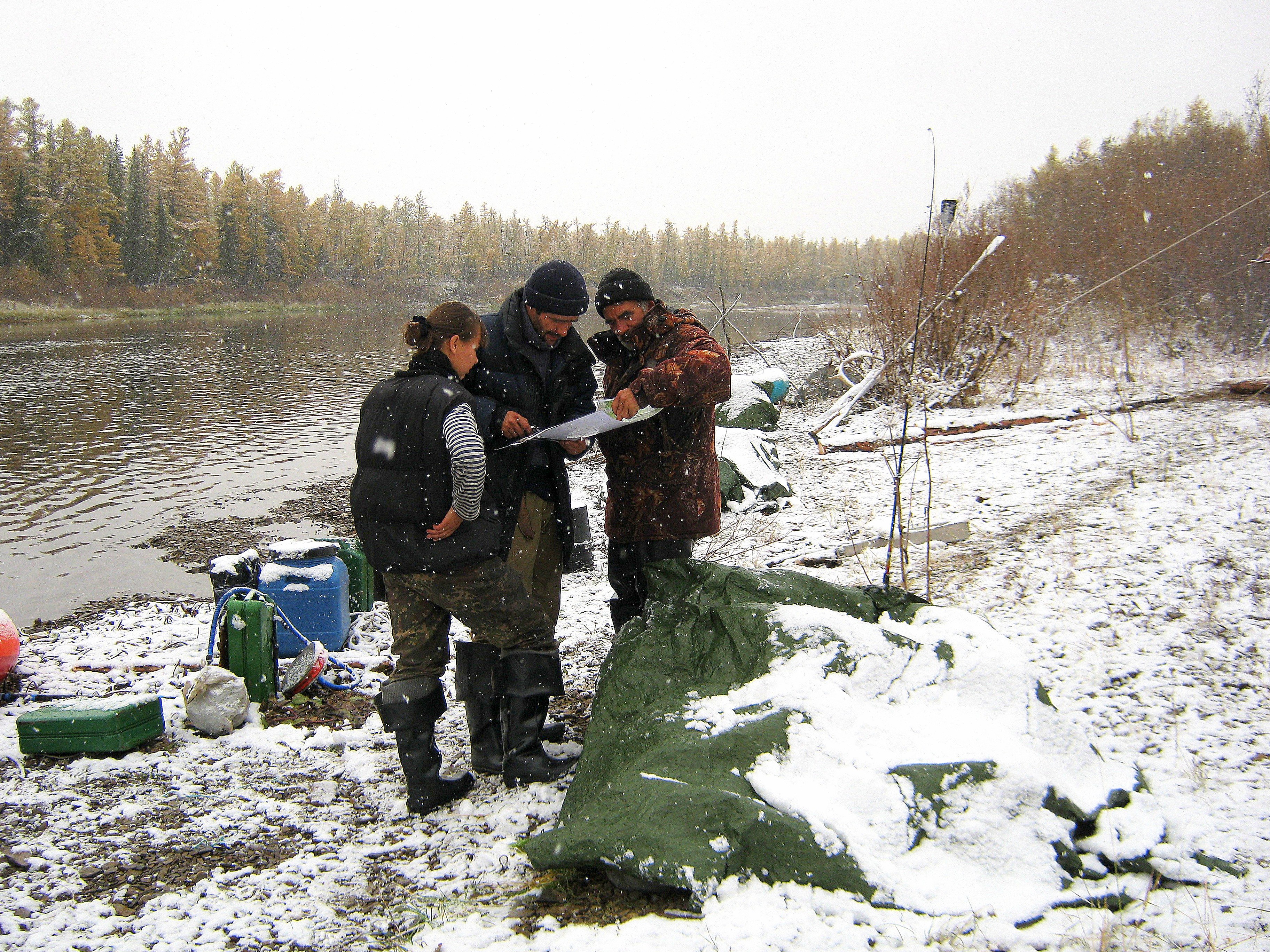 Подготовка к выезду, река Хання (Якутия)