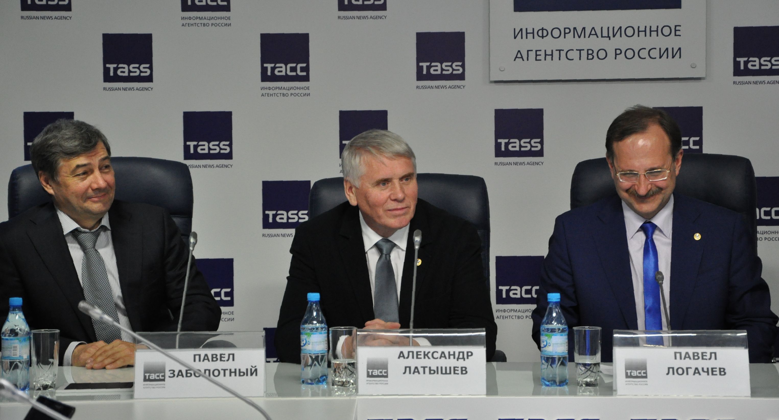 (слева направо) Павел Заболотный, Александр Латышев, Павел Логачев